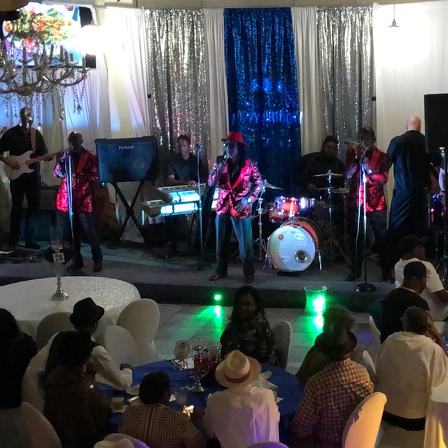 Kurte Pellerin Presents Friday Nite Live @ Le Roux's On The Lake.
